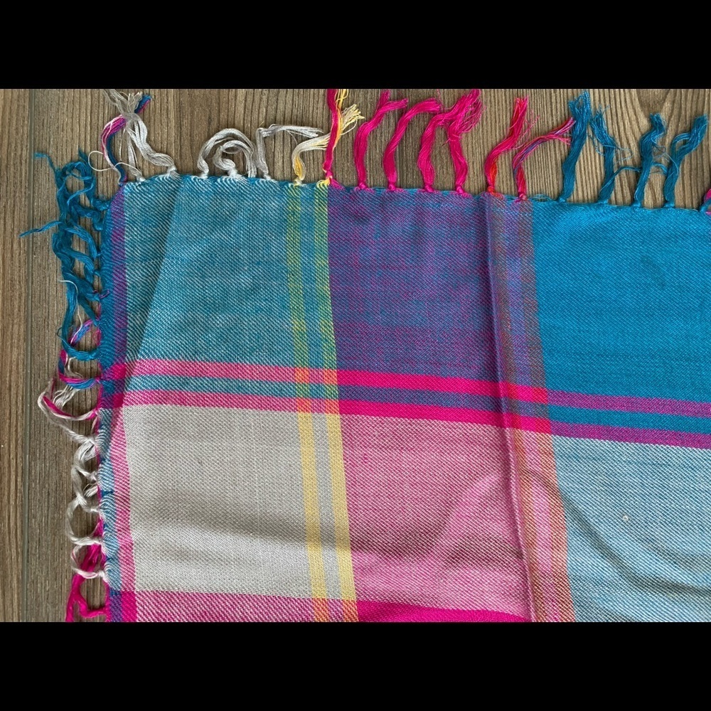 Scarf - Picture 5 of 5